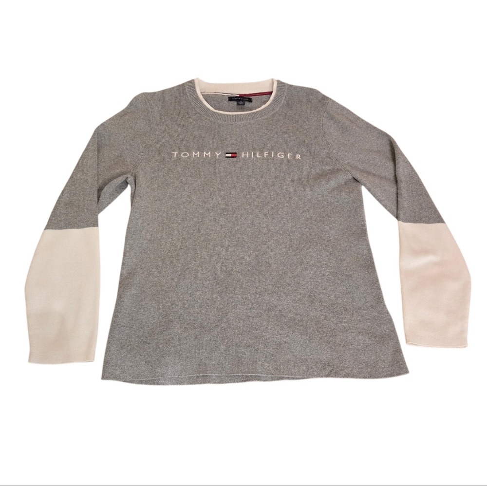 Tommy Hilfiger Gray and White Sweater Size XL